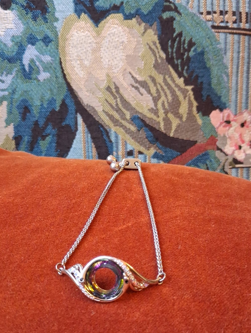 ELEGANT Bracelet